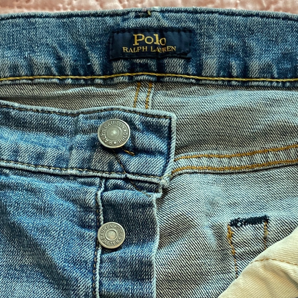 Polo  Men's Light Blue Relaxed Jeans button fly 33 x 32 relaxed straight fit